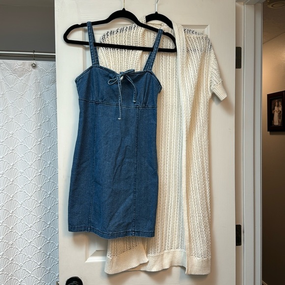 PacSun Dresses & Skirts - Pacsun denim dress with sweater